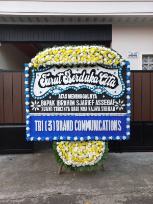 Papan Bunga Duka di Mayang Mangurai